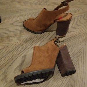 Lord taylor brown suede size 9.5 mules peep toe